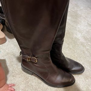 Women’s boots size 11